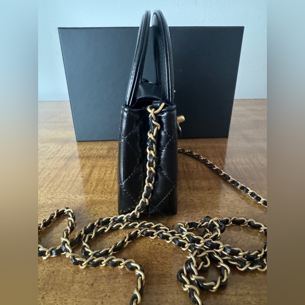 CHANEL Black Quilted Mini Kelly Bag with GHW - Picture 3 of 13
